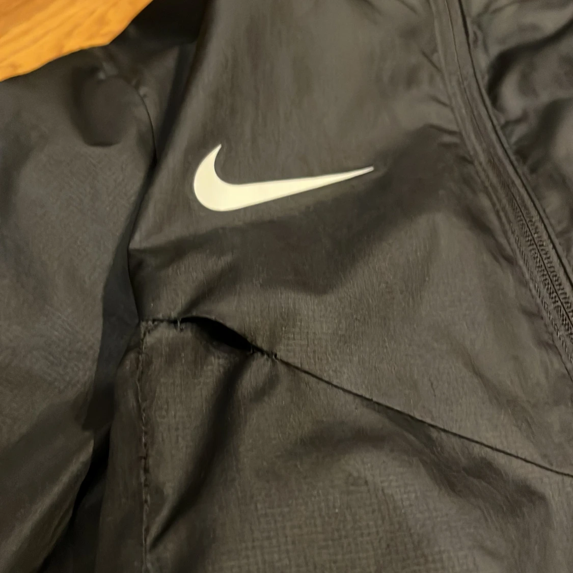 Svart Nike jacka  - 92