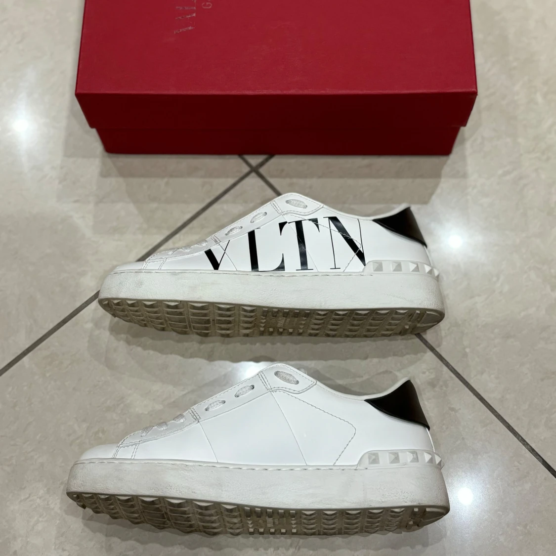 Valentino Sneakers  - 3