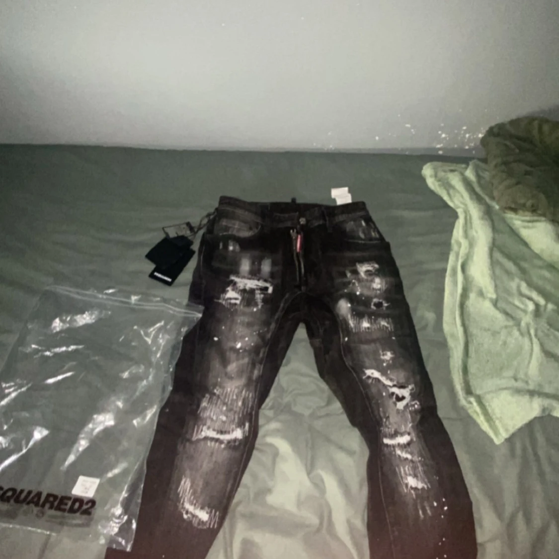 Dsqured jeans svarta