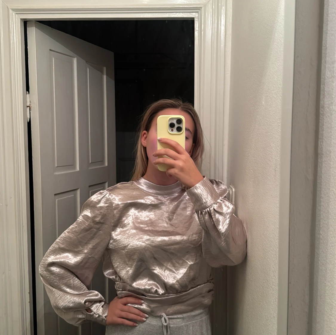 Silverblus med rosett - 92