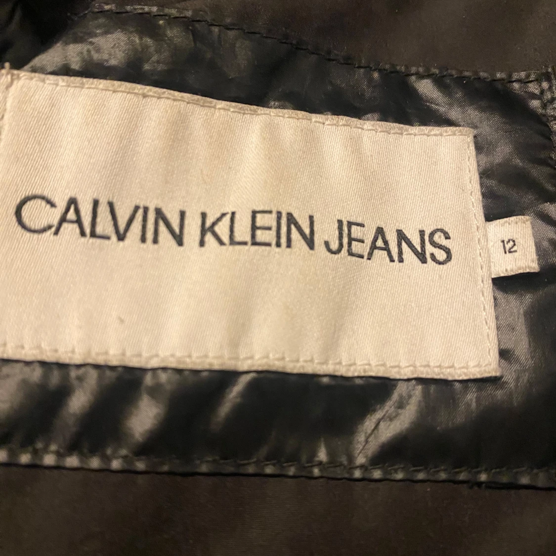 Svart pufferjacka från Calvin Klein Jeans - 91