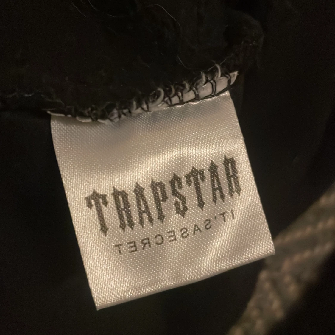 Svart hoodie från Trapstar - 92