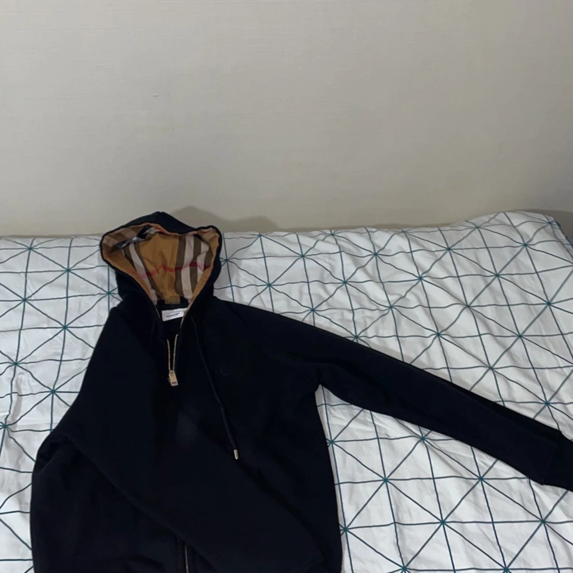 Svart huvtröja från Burberry