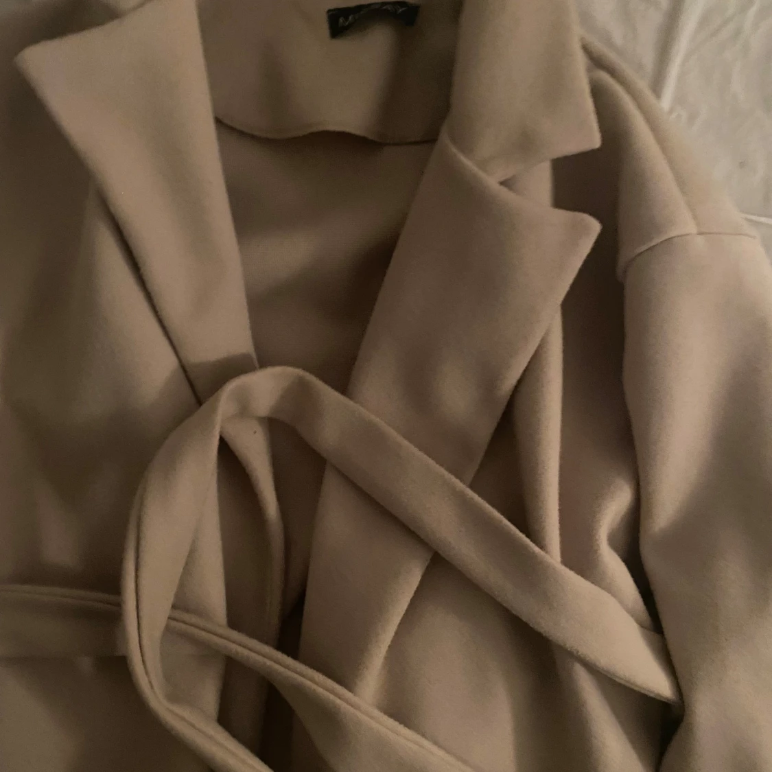 Beige kappa med knytband - 90