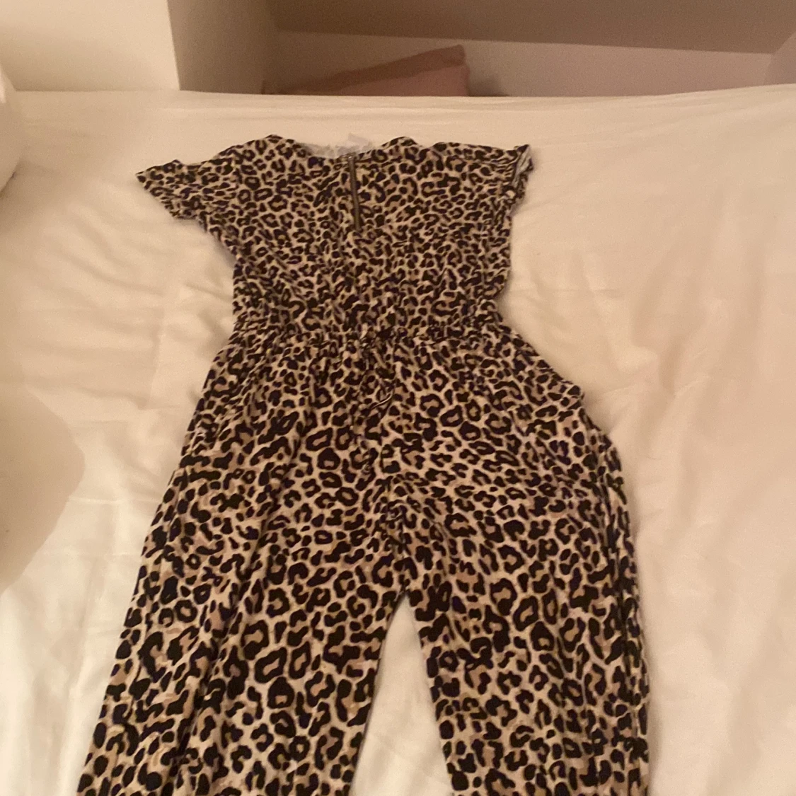 Leopardmönstrad klänning från Lindex - 90