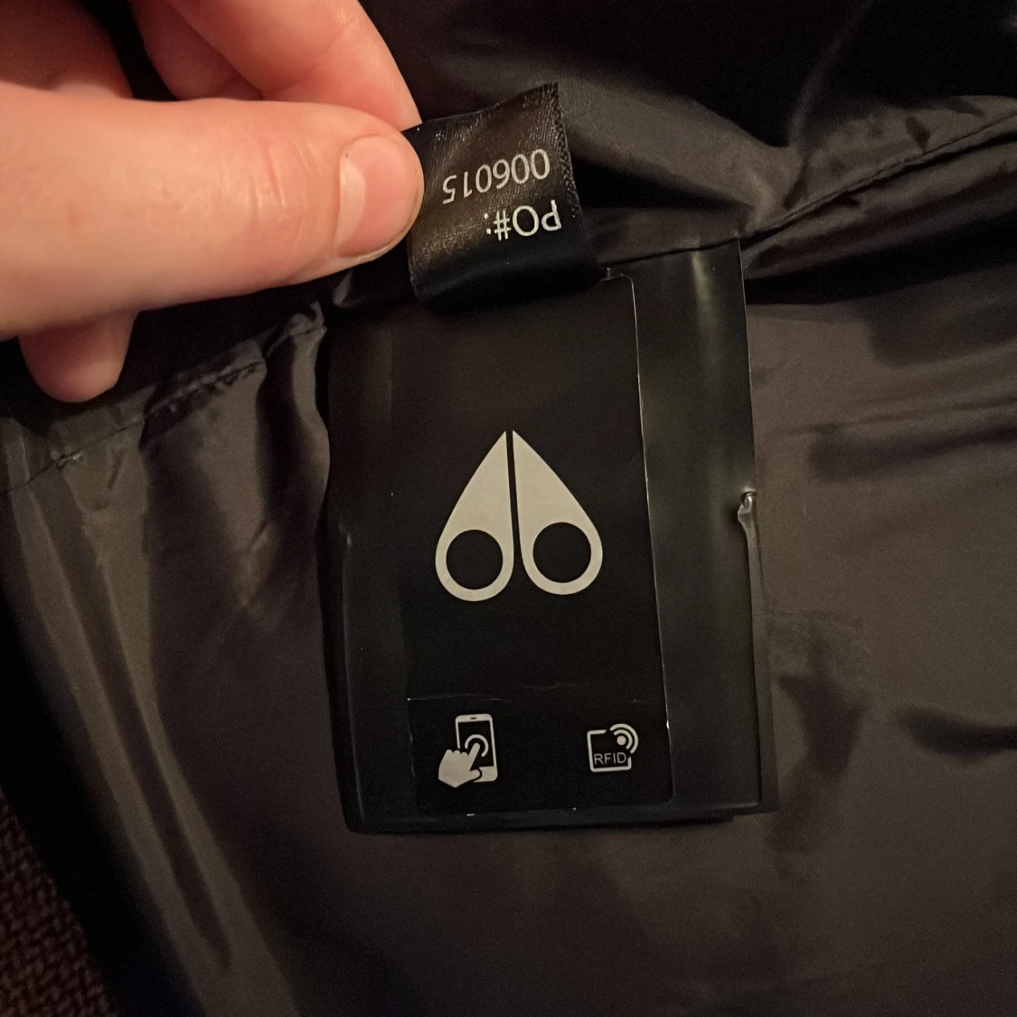 Svart pufferjacka från Moose Knucklers - 92