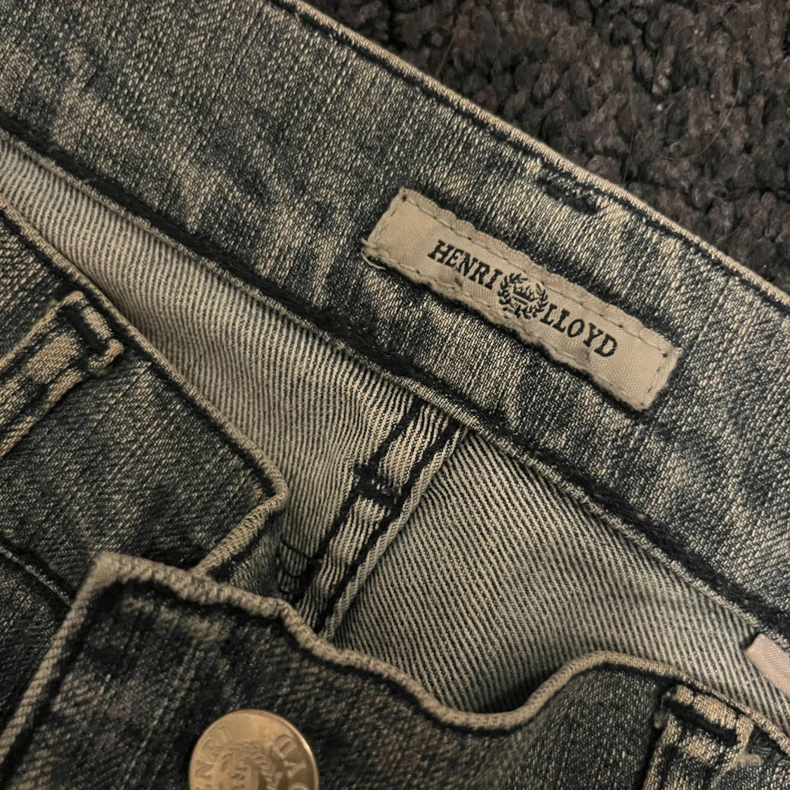 Grå jeans från Henri Lloyd - 92