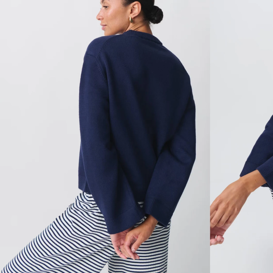 Mörkblå stickad tröja - 90