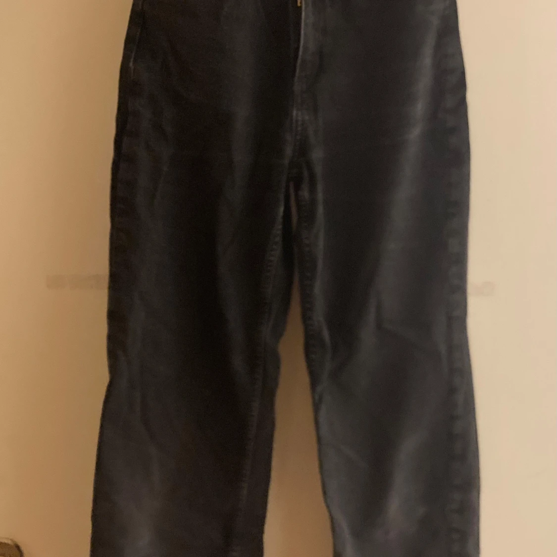 Svarta jeansbyxor från H&M