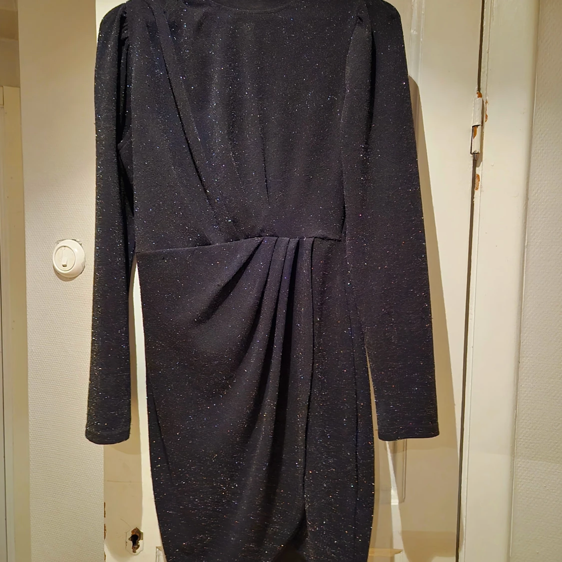 Svart glittrig klänning från Shein