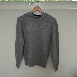 William de Faye kashmir hoodie  - Storlek S, gott skick, ny pris ca 1500