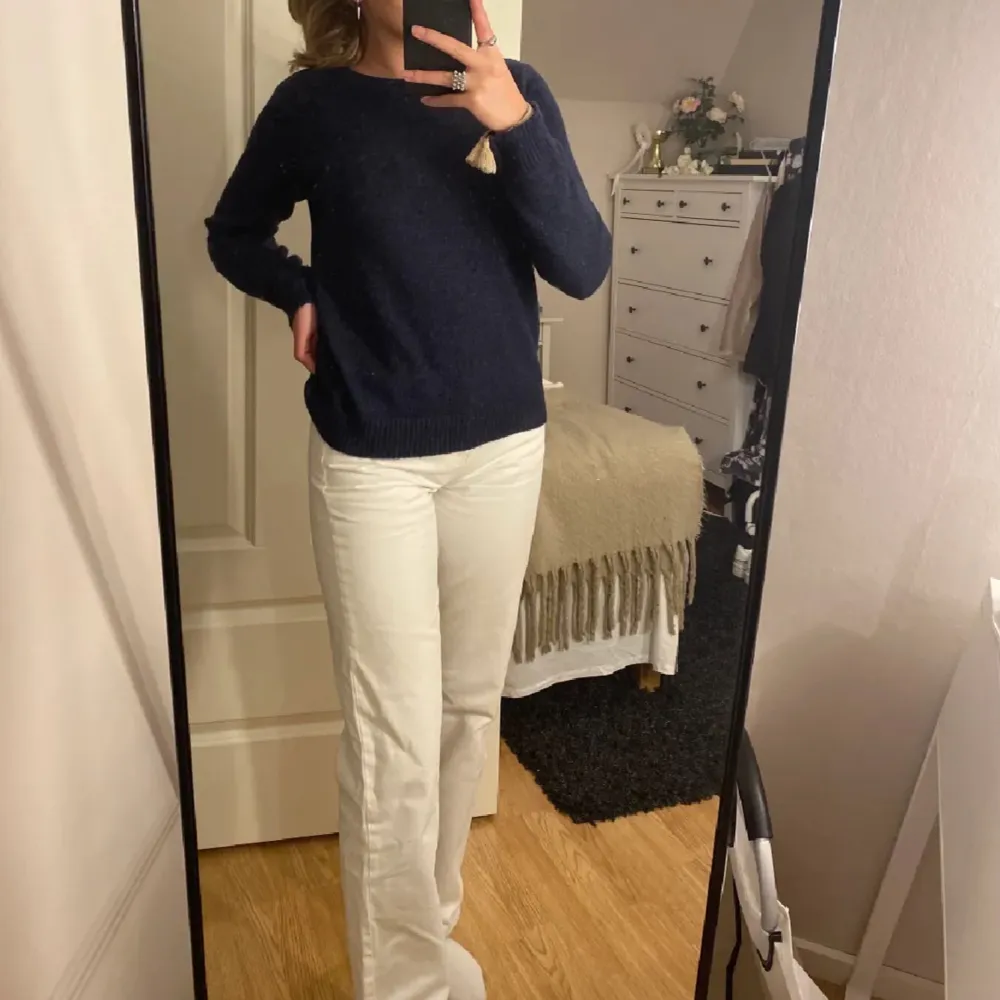 Superfina vita jeans från Gina tricot som jag knappt använt💞💞💞. Jeans & Byxor.