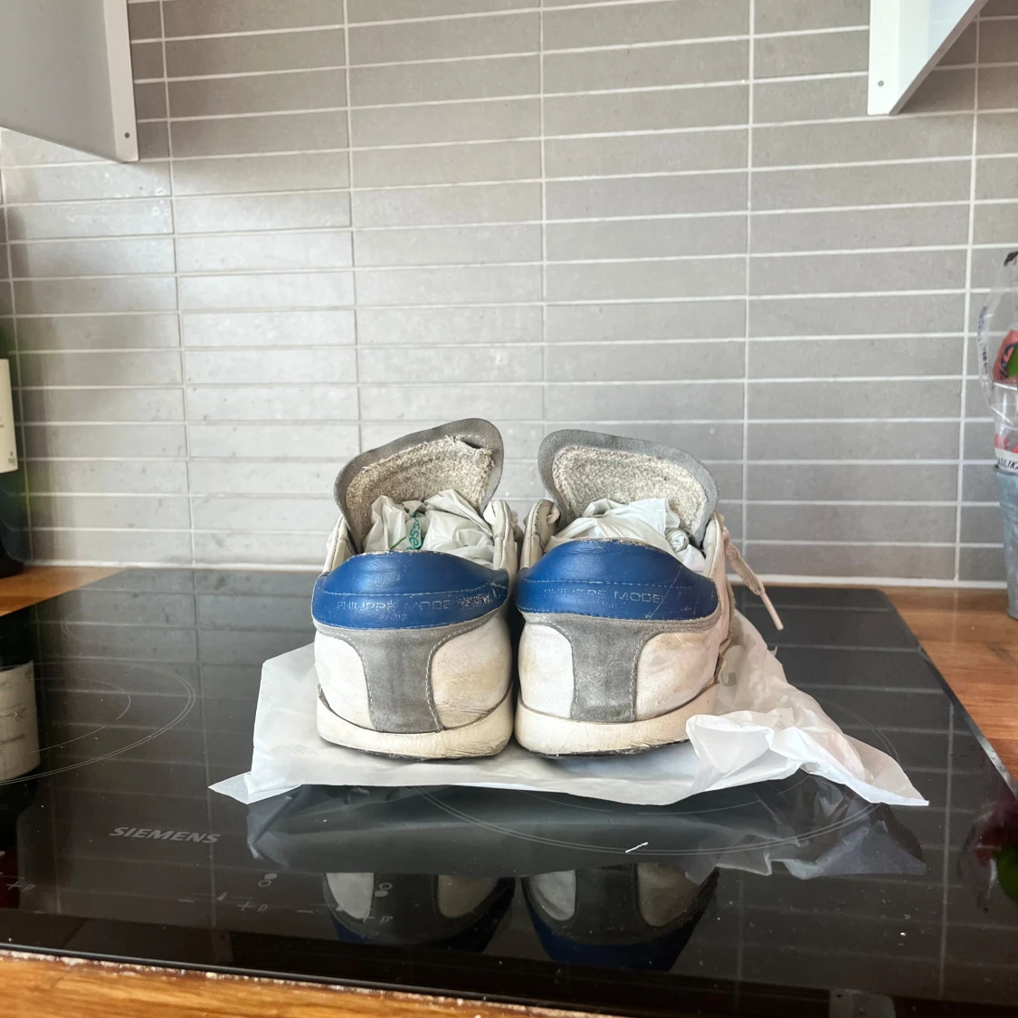 PHILIPP MODEL MED TEXT UNDER!! - 92