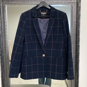 Rutig kostym Ted Baker, storlek 1/s - Ted Baker kavaj storlek 1, bra sikt