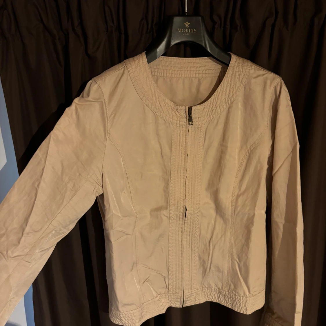 Söt lite jacka  - 90