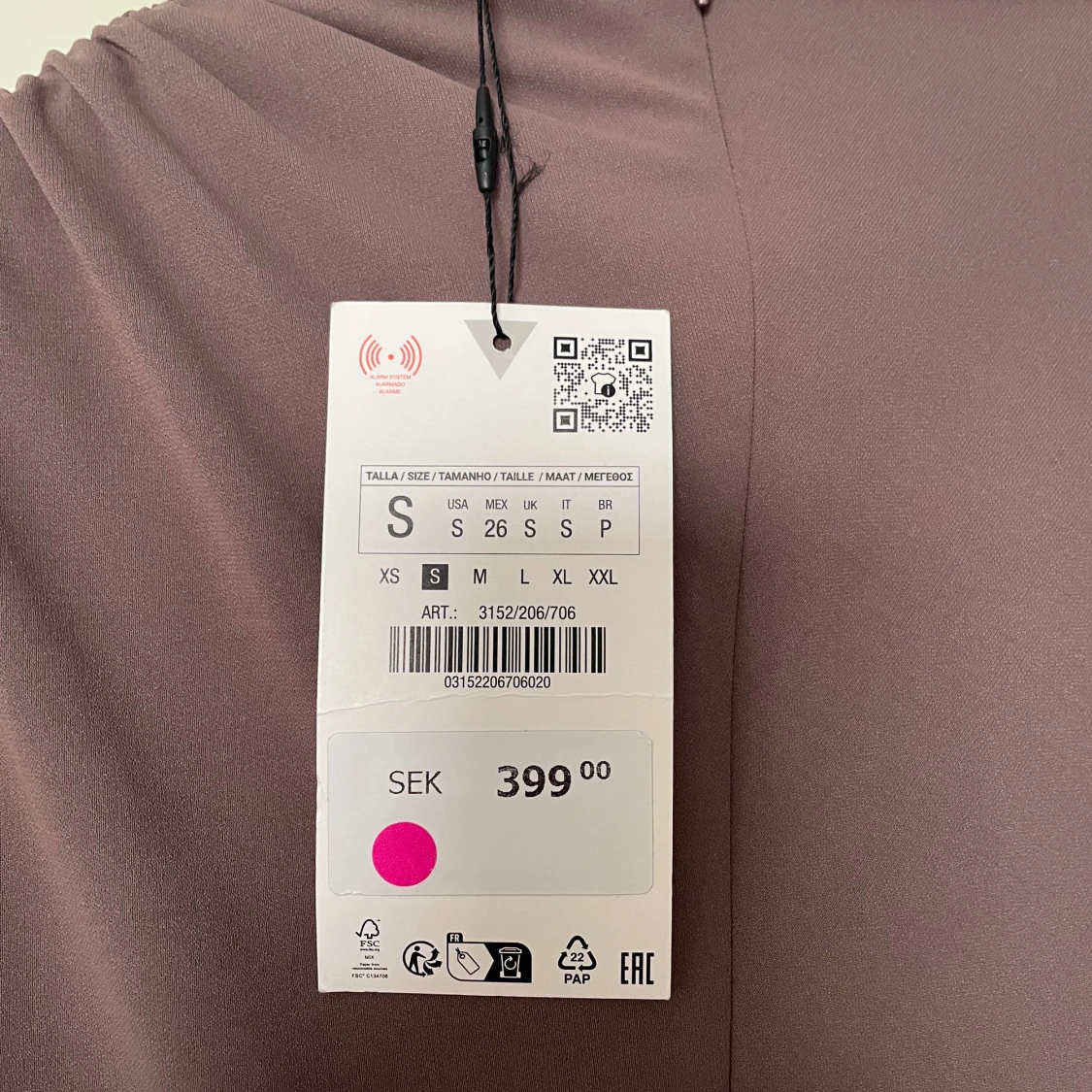 Zara medellång klänning med drapering - 92