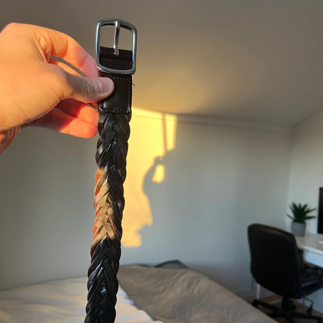 Brunt flätat bälte från Massimo Dutti - 2