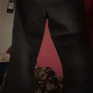True religion  - True religion jeans size 25 n model joey which is low waist and flared