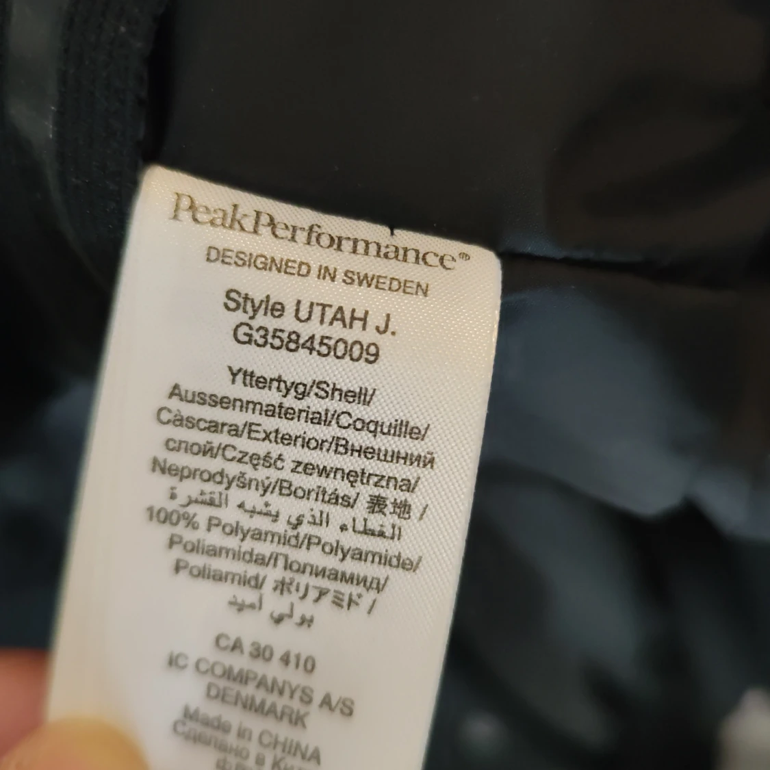 Svart och vit jacka från Peak Performance - 3