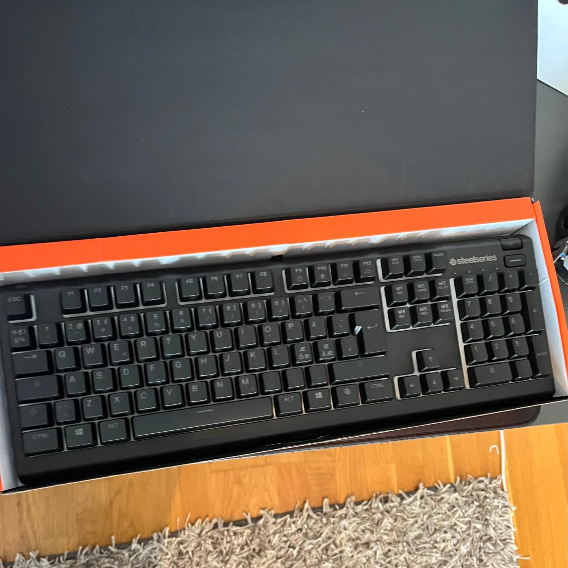 Steelseries gaming tangentbord  - 2