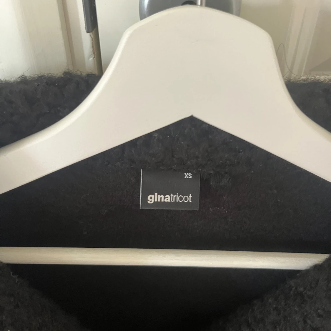 Svart teddyjacka - 92