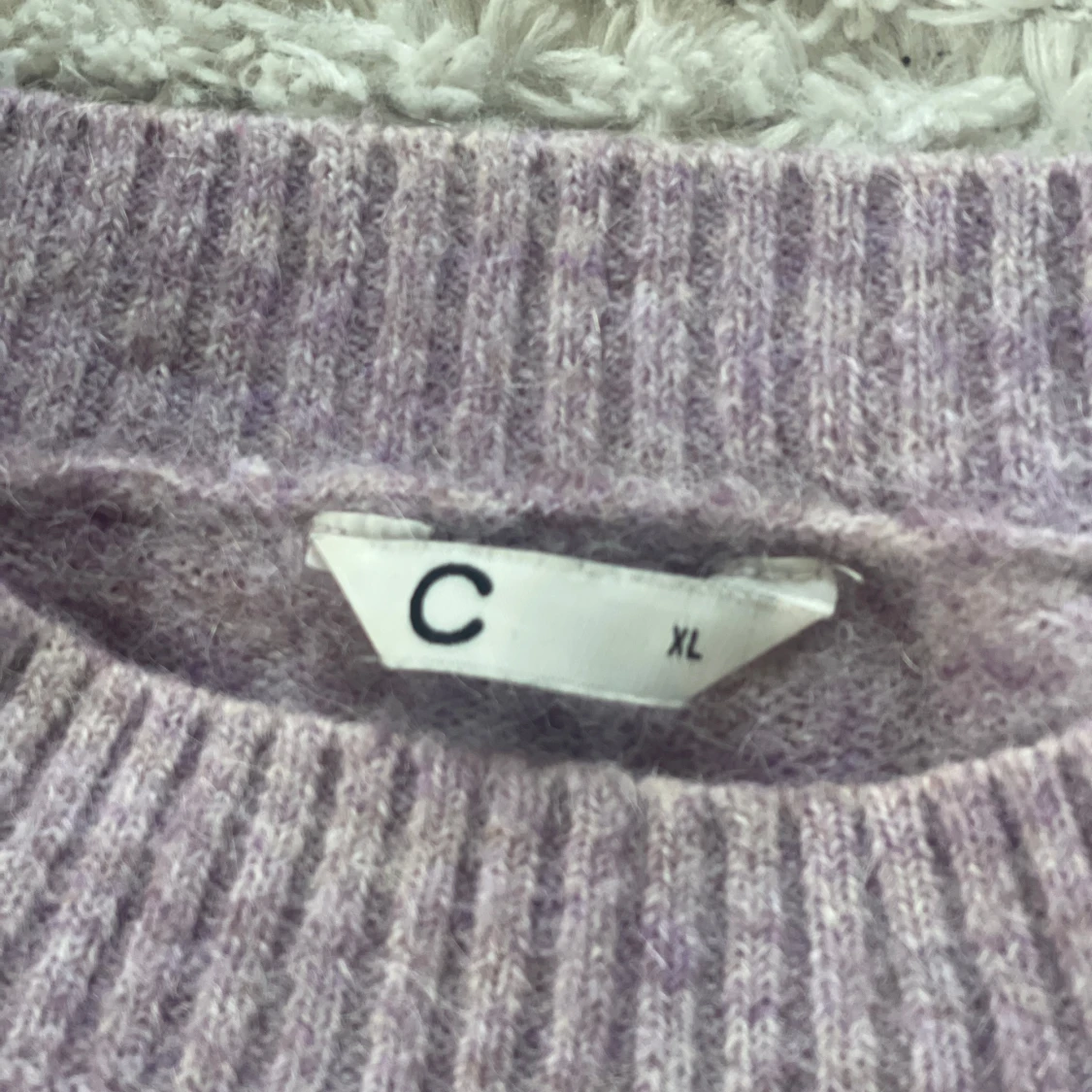 Stickad tröja - 92