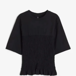 Smockad topp hm - Superfint skick, säljer då den inte kommer till användning. 💕💕