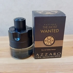 Azzaro most wanted - Helt nya azzaro most wanted. Bara sprutad en gång. En utmärk parfym som sticker ut från mängden. 50 mil