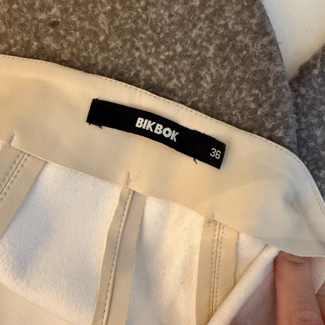 Mysiga byxor från bikbok 💛 - 90