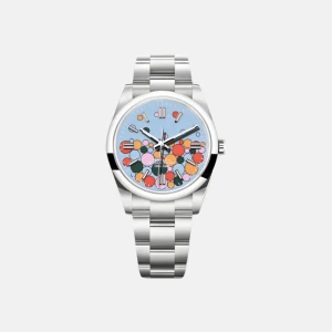 Perpetual Oyster - Seiko Mod - Klockan är i nyskick, precis modifierad och byggd av oss. Utrustad med ett automatiskt urverk från Seiko NH35. Klocklåda samt verktyg för att ta bort länkar medföljer.  Vid frakt, packar vi klockan säkert. Hör av er vid fler frågor/bilder!