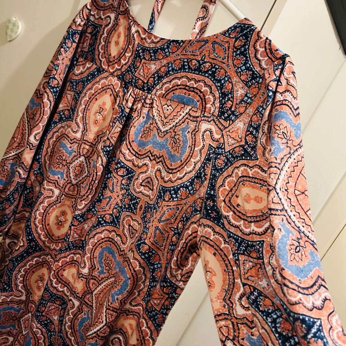 Mönstrad klänning från AA Studio - 93