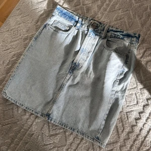 Jeanskjol - Jeanskjol med fickor 