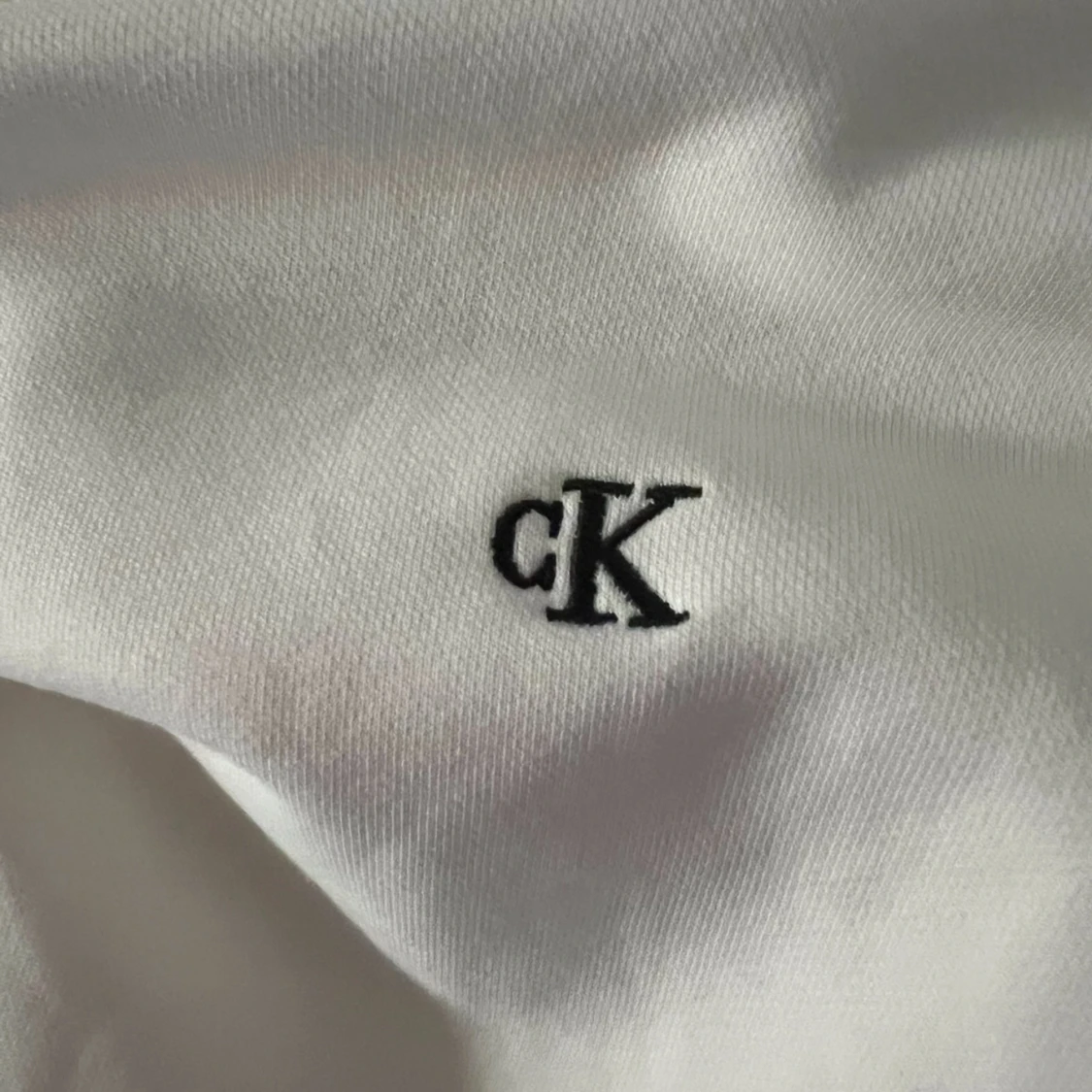 Vit sweatshirt från Calvin Klein Jeans - 2