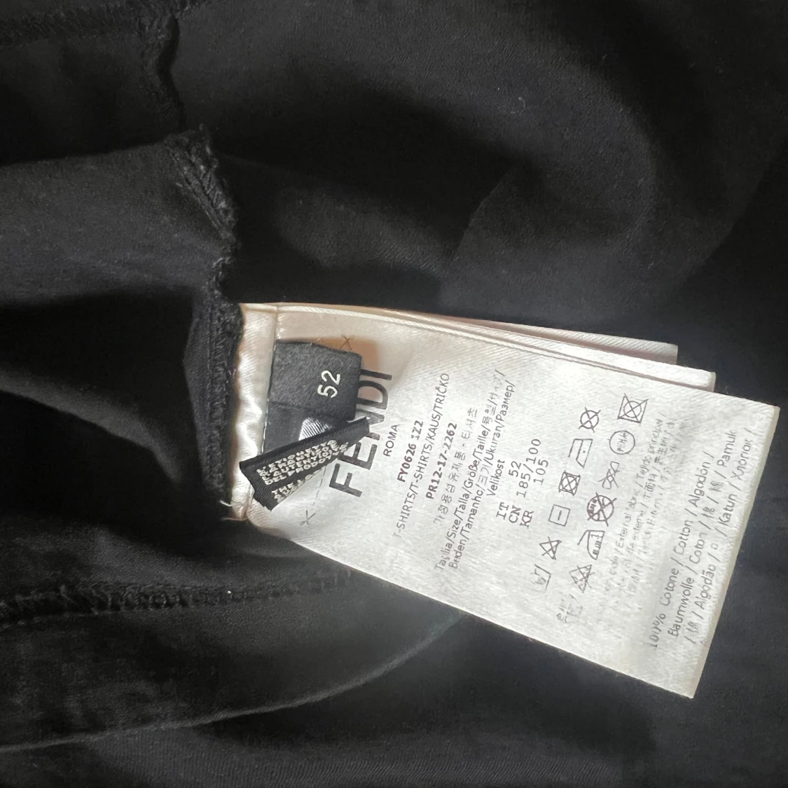 Svart t-shirt från Fendi - 4