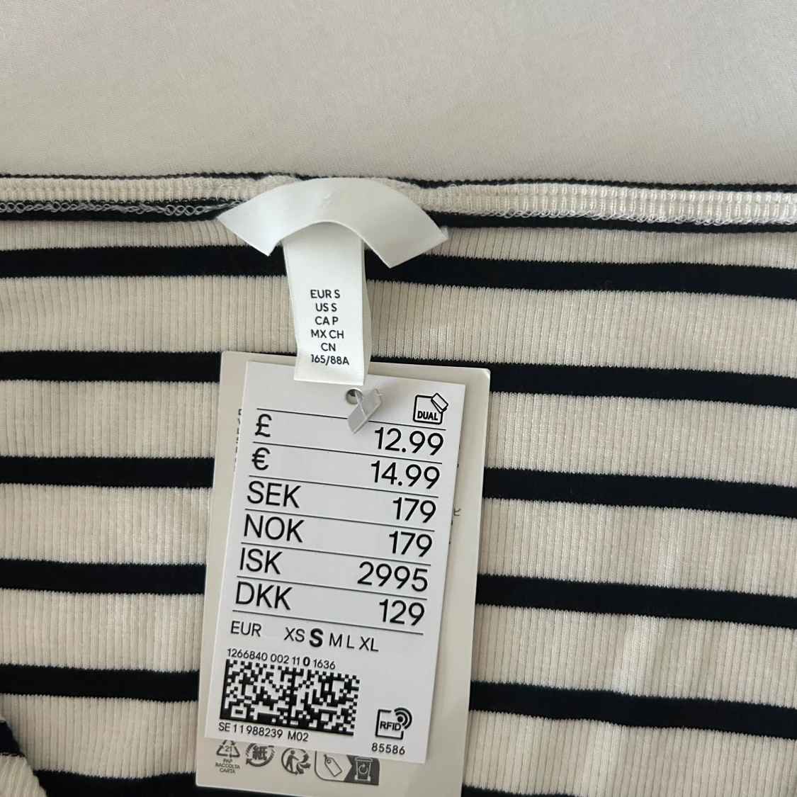Randig långärmad topp från H&M - 2