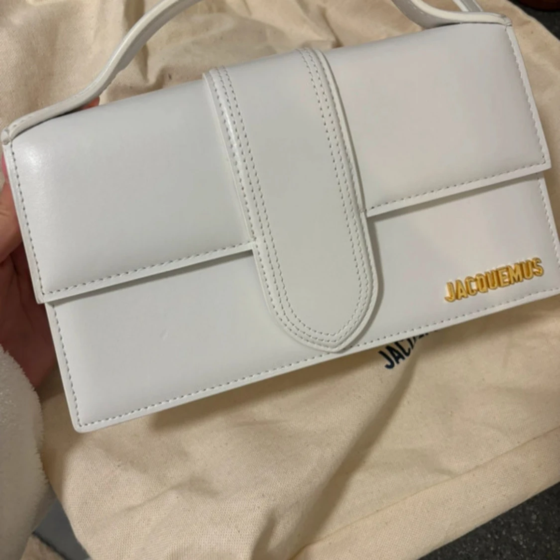 Vit axelväska från Jacquemus - Bambino Large - 1