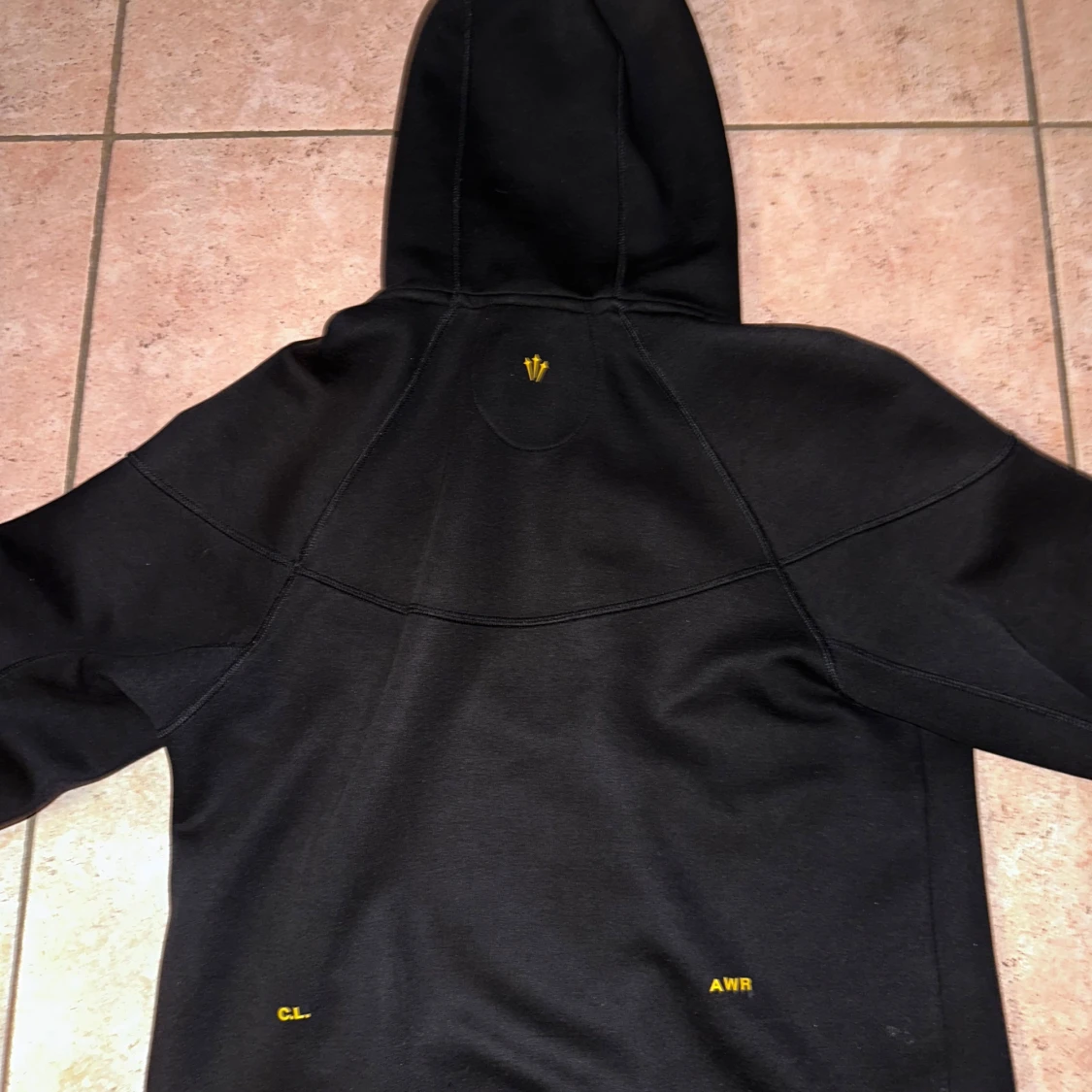 Svart huvtröja från NOCTA - 90