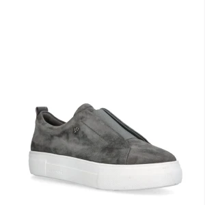 Grå sneakers i mocka - Snygga grå sneakers i mocka från Scorett ”DASIA ARDISIA SNEAKERS GRÅ” Storlek 37 och använda 2ggr. Nypris: 1300kr Mittpris: 650