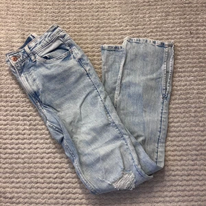 Raka jeans - Raka jeans från h&m. Använd 1 gång  