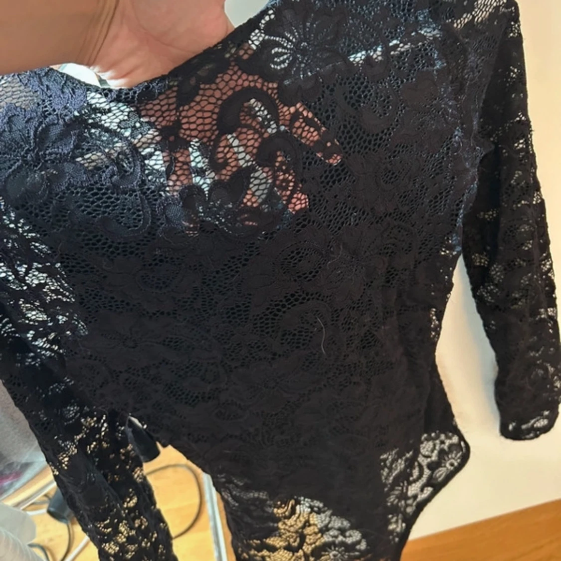 Svart spetsblus från ONLY - 91