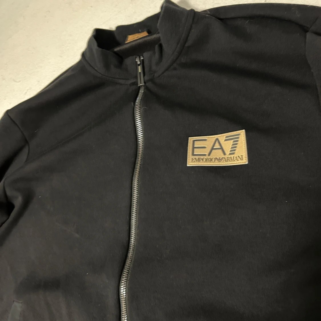 Armani tröja  - 90