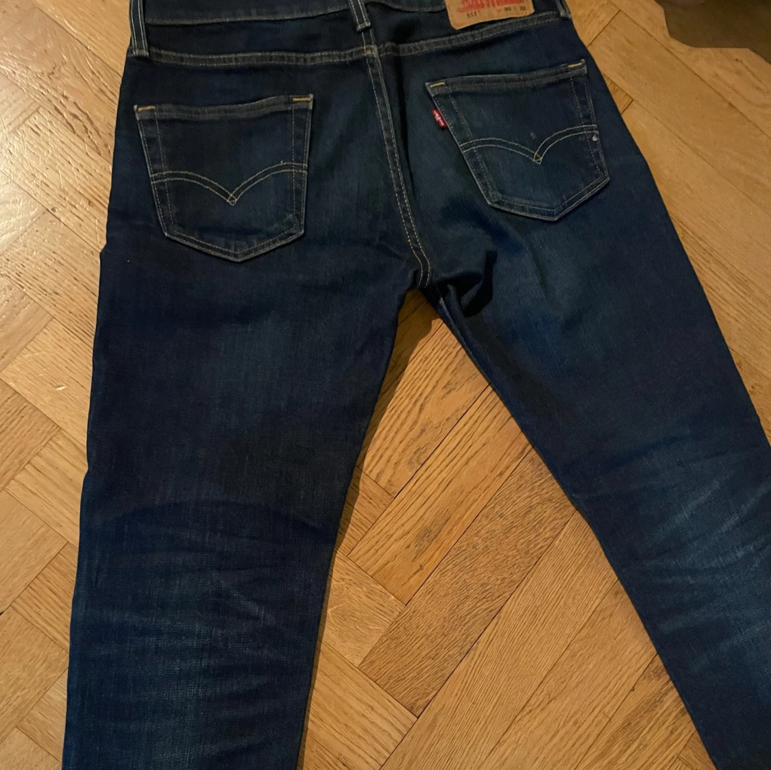 Mörkblå jeans från Levi's - 1