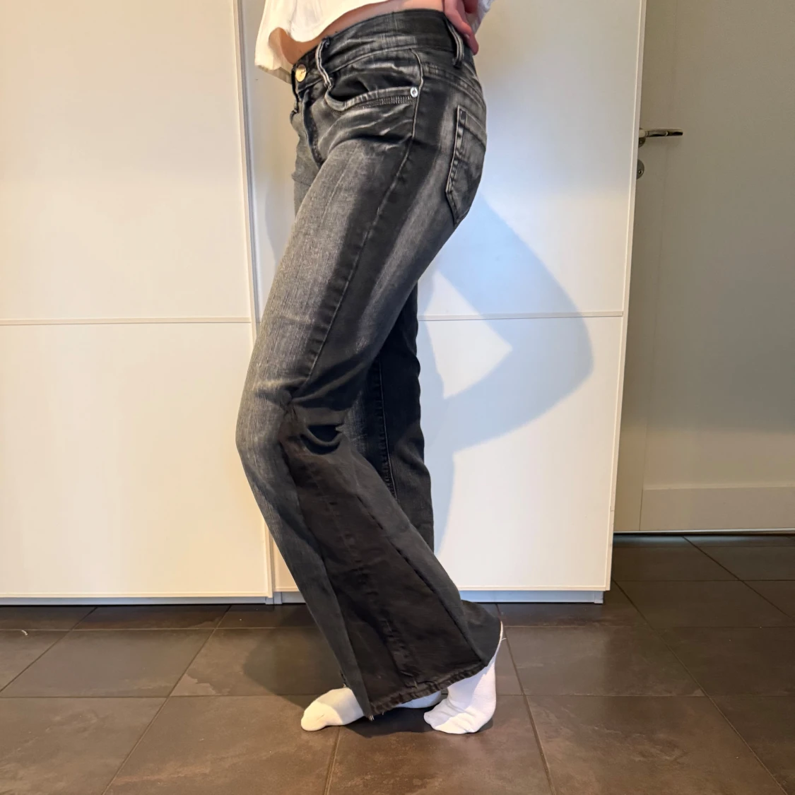 Svarta jeans med bootcut - 92