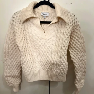 Tröja från other stories - Storlek xs, aldrig använd 