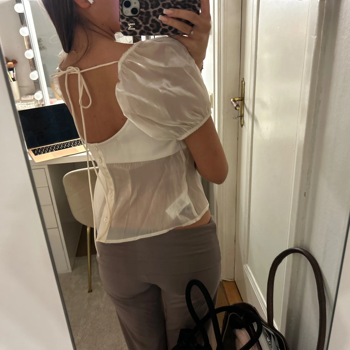 Vit offshoulder blus - 90