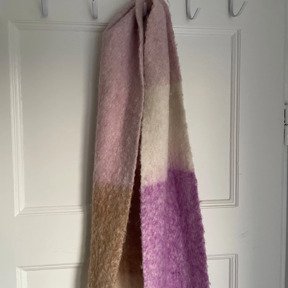 Flerfärgad halsduk från mango - 93