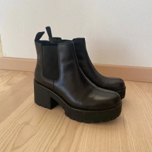 Vagabond Dioon - Skor från Vagabond i modell Dioon. Storlek 39