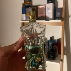 Jean Paul Gaultier Le beau Paradise garden EDP - Säljer min paradise garden, ungefär 40ml kvar, har en liten sample med 6ml av den också, en perfekt saltig fig mintig sommar parfym, kvitto finns