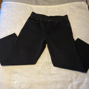 Oanvända baggy jeans från DrDenim - Säljer nu mina helt oanvända baggy jeans från DrDenim