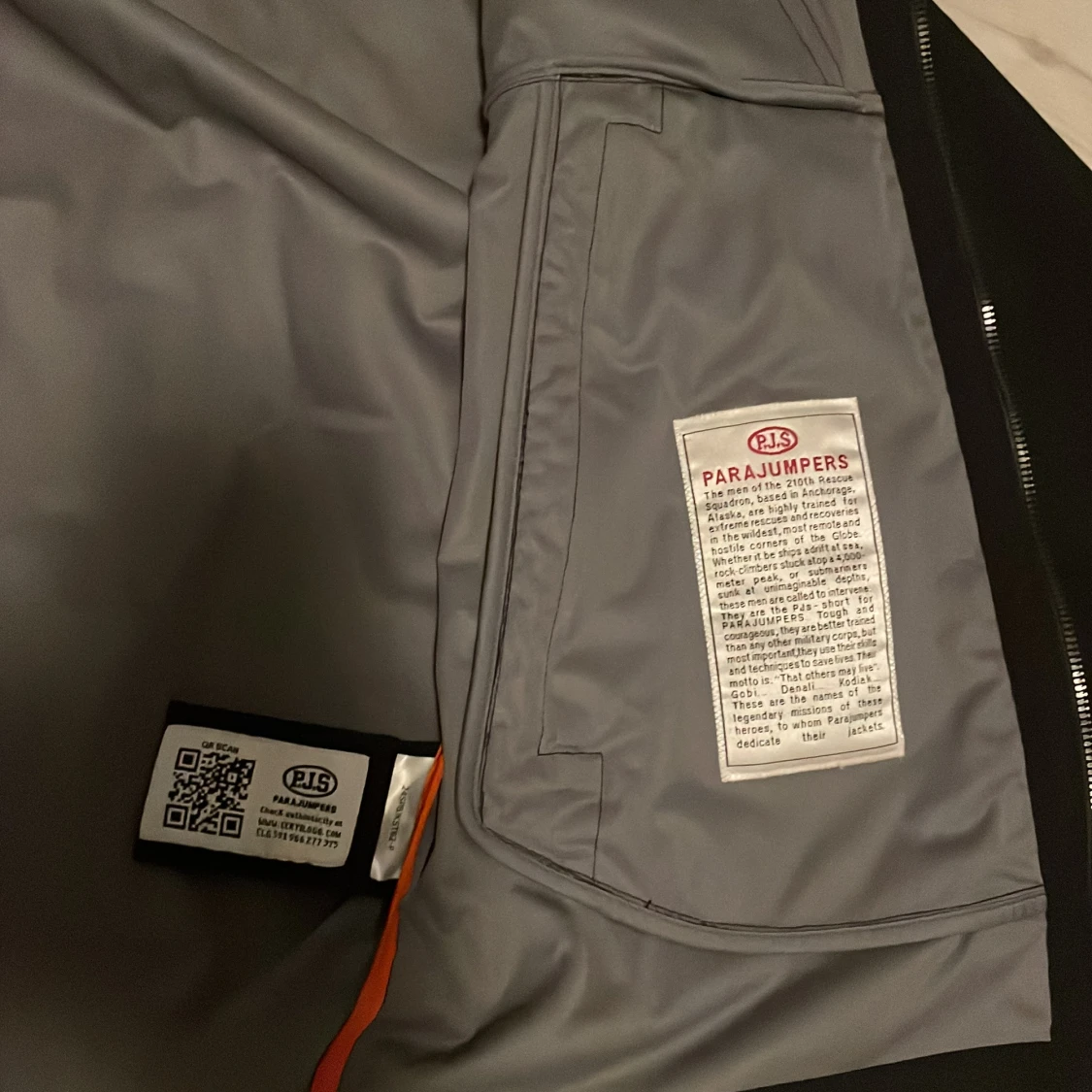 Svart softshelljacka från Parajumpers - 3